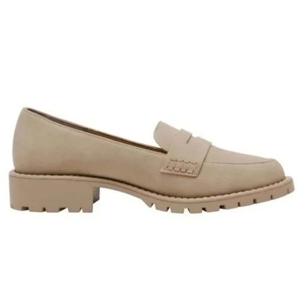 DV Dolce Vita 7 Lug Loafer Crisp Chunky Heel Slip On Shoes Vegan Suede Beige